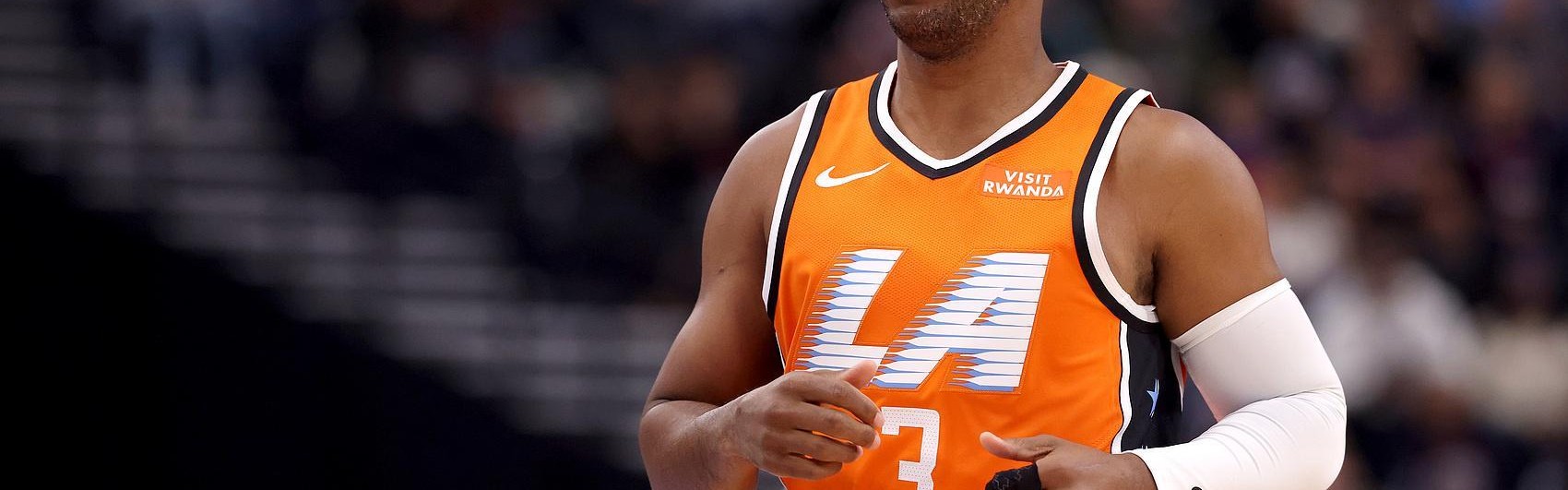 乐鱼官方网站-从6胜21负到10胜2负!三点原因铸就快船蜕变