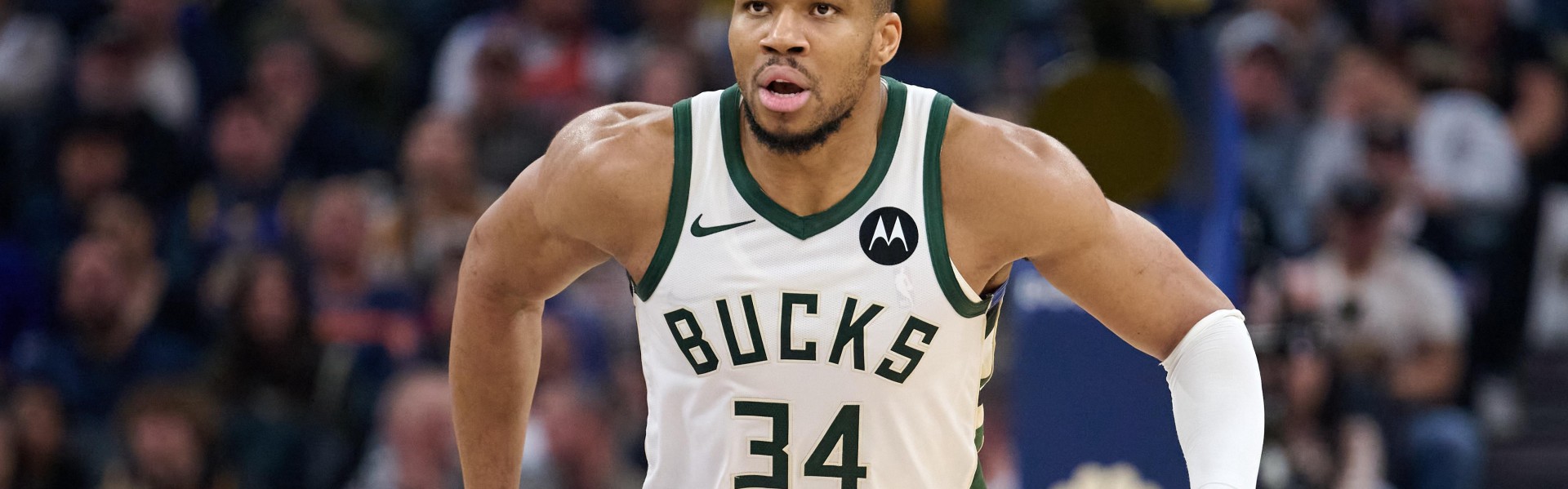 乐鱼APP下载-一夜消息：字母哥离队倒计时，小里回归在即，勇士再添伤员