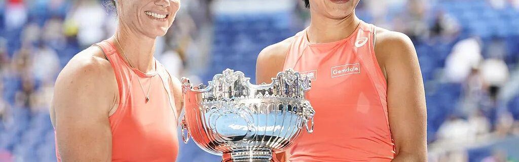 乐鱼体育娱乐-巅峰对垒！澳网女单决赛：萨巴伦卡vs莱巴金娜 张帅冲击女双冠军