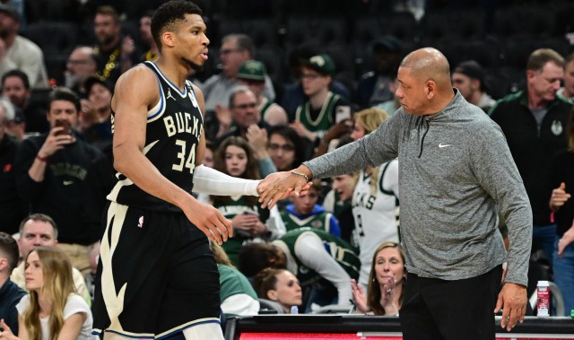 乐鱼体育娱乐-老里谈字母哥：他曾率队夺冠 是个好人 希望好人能有好报