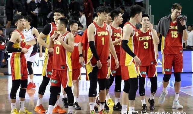 乐鱼体育娱乐-争议！深夜23点，中国男篮变天：官宣21人大名单 周琦郭昊文无缘
