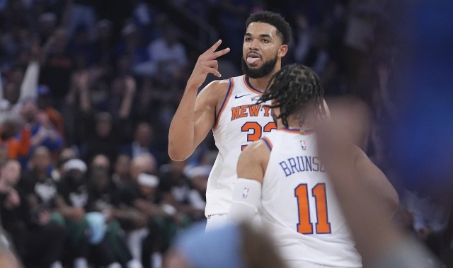 乐鱼APP下载-张佳玮：当下尼克斯像1辆配件齐全但慢热的车 勇士又是输人不输阵